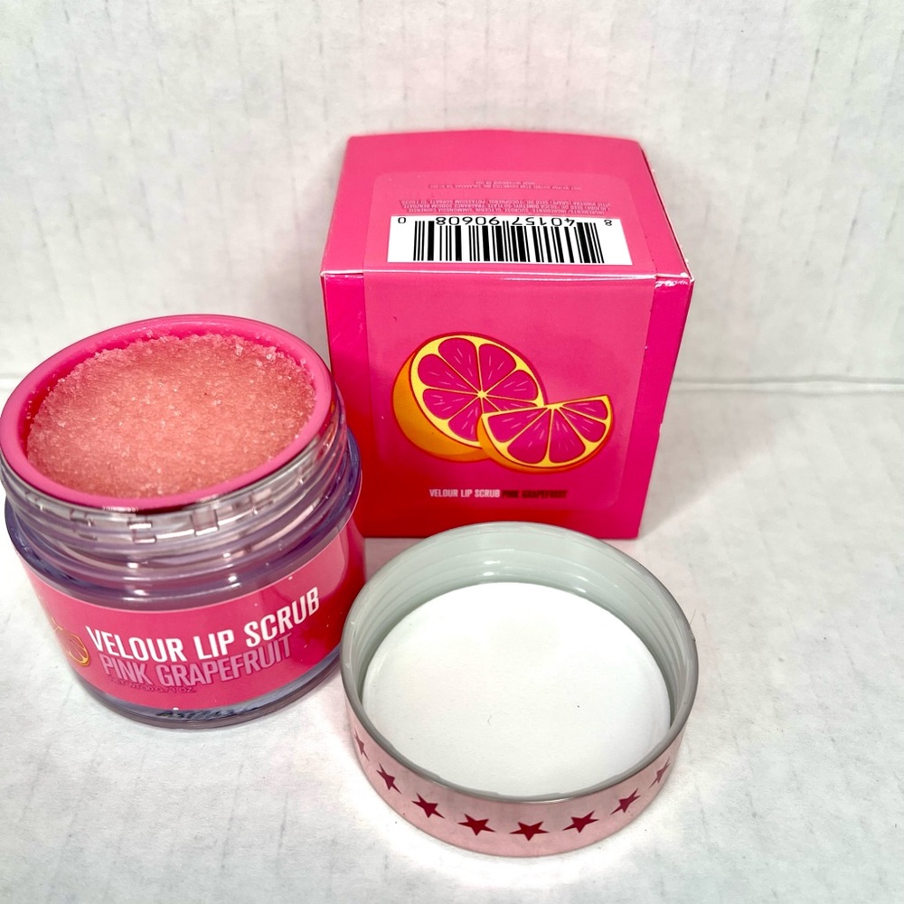 Jeffree Star Pink Grapefruit Lip Scrub